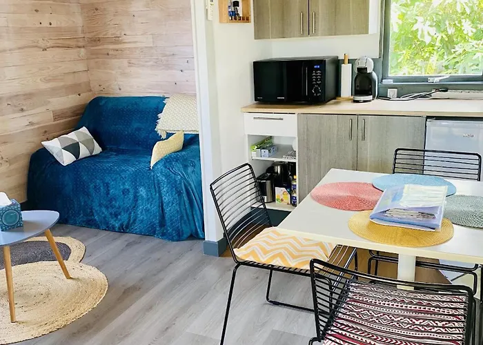 Atypique Au Calme Avec Emplacement Idéal Chalet *