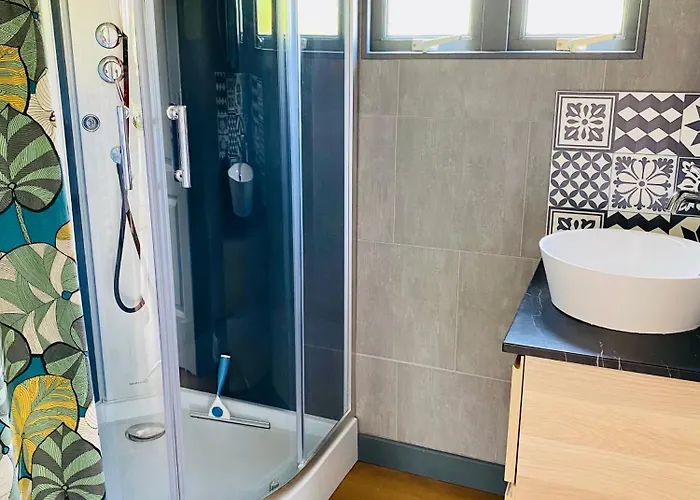 Chalet Atypique Au Calme Avec Emplacement Idéal *